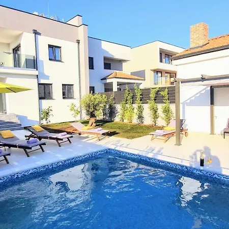 Andrija 别墅 扎达尔